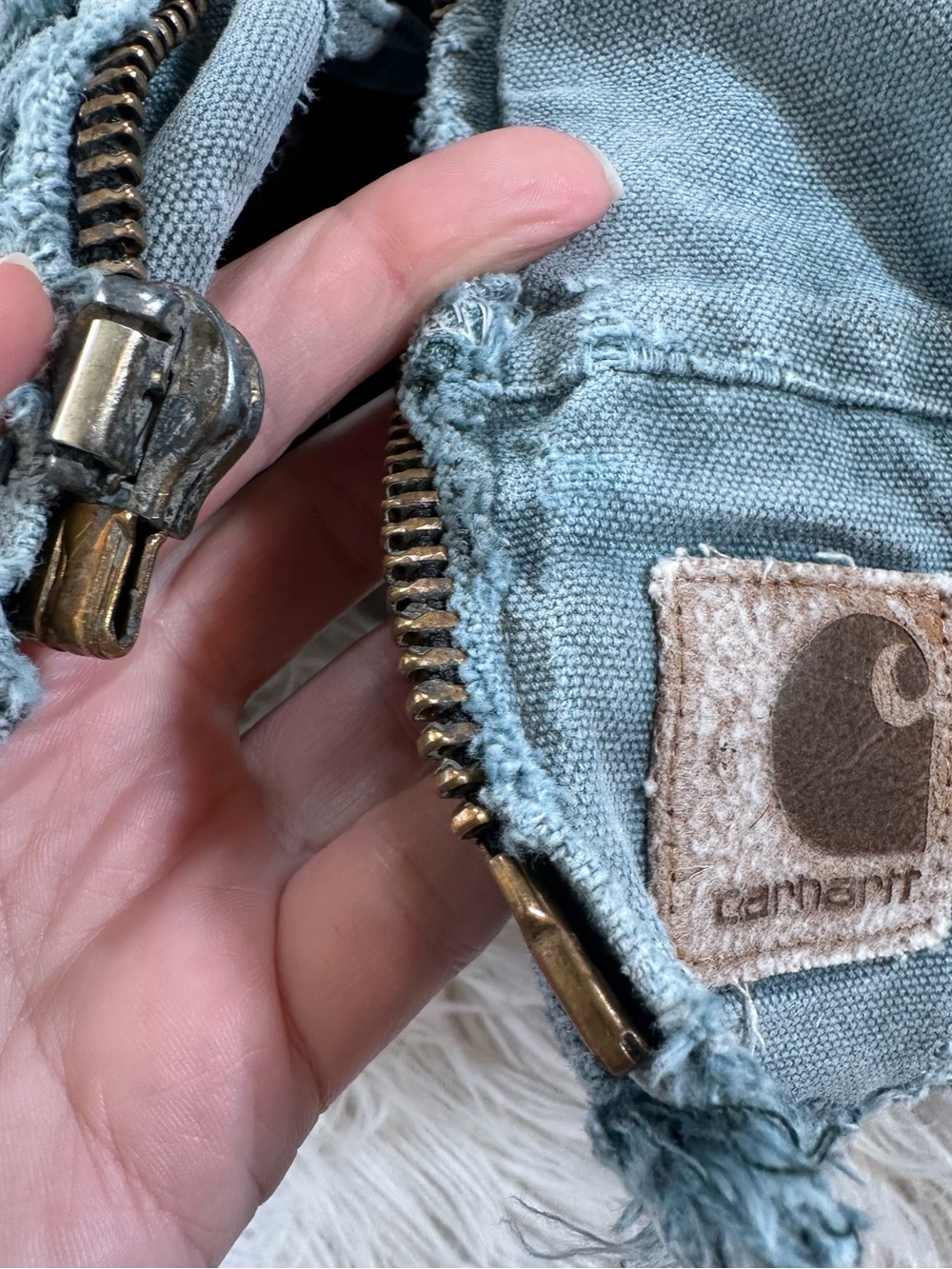 Carhartt • Men’s Vintage Heavily Distressed Sante Fe Work Jacket - Picture 15 of 17